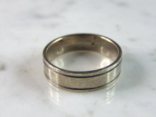 Load image into Gallery viewer, Womens Vintage Estate Sterling Silver Modernist CZ Ring 4.6g E1198