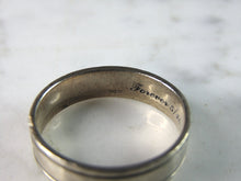 Load image into Gallery viewer, Womens Vintage Estate Sterling Silver Modernist CZ Ring 4.6g E1198