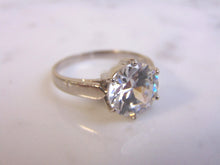 Load image into Gallery viewer, Womens Vintage Estate .925 Sterling Silver Ring w/ CZ Stone,  4.4g #E1215