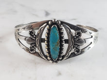 Load image into Gallery viewer, Womens Vintage Estate Sterling Silver Southwestern Turquoise Cuff Bracelet 20.7g E1219