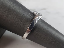 Load image into Gallery viewer, Womens Vintage Estate 10K White Gold Ring Diamond Ring, 1.7g, E1225