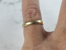 Load image into Gallery viewer, Womens Vintage Estate 14K Yellow Gold Wedding Band Ring 4.4g E1233