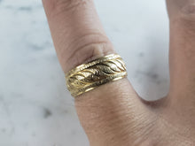 Load image into Gallery viewer, Womens Vintage Estate 14K Yellow Gold Ring 4.8g E1261