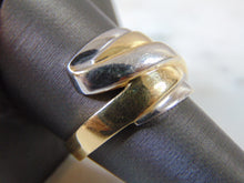 Load image into Gallery viewer, WOMENS VINTAGE ESTATE 14K WHITE &amp; YELLOW GOLD RING W/ MODERN DESIGN 6.5g  E1385