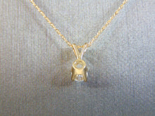 Load image into Gallery viewer, Womens Vintage Estate 14K Gold Necklace w/ Diamond Chip Pendant 1.3g #E1423