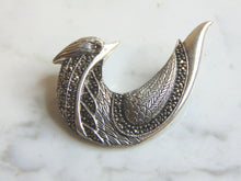 Load image into Gallery viewer, Womens Vintage Estate Sterling Silver Swallow Bird Brooch 15.4g E1525