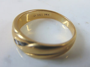 MENS VINTAGE ESTATE 14K YELLOW GOLD RING WITH 3 SMALL DIAMONDS 7.75g  E1723