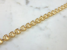 Load image into Gallery viewer, Womens Vintage Estate 14K Gold Diamond Cut Filigree Heart Bracelet 10.2g E1748