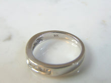 Load image into Gallery viewer, Women&#39;s Vintage Estate 14K White Gold Diamond Ring, 3.5g E1888