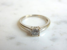 Load image into Gallery viewer, Womens Vintage Estate 10K White Gold Ring Diamond Ring, 2.9g E1982
