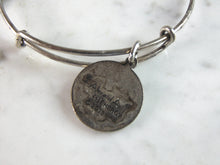 Load image into Gallery viewer, Womens Vintage Estate Alex &amp; Ani "L" Charm Bracelet 11.2g E2014
