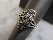 Load image into Gallery viewer, Women&#39;s Vintage Estate Sterling Silver Ring 4.4g E2046