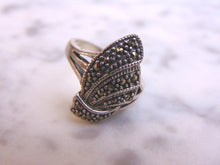 Load image into Gallery viewer, Women&#39;s Vintage Estate Sterling Silver Ring 4.4g E2046