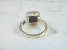 Load image into Gallery viewer, Womens Vintage Estate Sterling Silver Fashion Ring 3.3g E2149