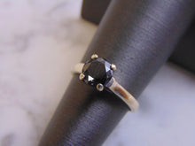 Load image into Gallery viewer, Womens Vintage Estate 10K White Gold Black Diamond Ring, 1.9g E2225