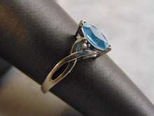 Load image into Gallery viewer, Womens Vintage Estate 10K White Gold Topaz Diamond Ring, 1.7g E2230