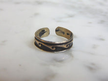 Load image into Gallery viewer, Womens Vintage Estate Sterling Silver Tsunami Wave Toe Ring 1.2g, E2234