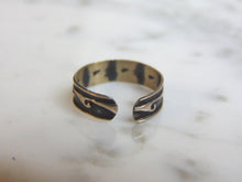 Load image into Gallery viewer, Womens Vintage Estate Sterling Silver Tsunami Wave Toe Ring 1.2g, E2234