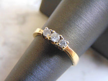 Load image into Gallery viewer, Women&#39;s Vintage Estate 10K Yellow Gold Diamond Ring 1.7g E2240