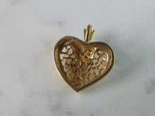 Load image into Gallery viewer, Womens Vintage Estate 14K Yellow Gold Heart Diamond Pendant 1.6g E2249