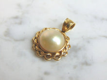Load image into Gallery viewer, Womens Vintage Estate 14K Yellow Gold Pendant w/ Pearl ? 4.7g E2303