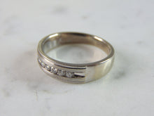 Load image into Gallery viewer, Womens Vintage Estate 10K White Gold Diamond Ring 5g E2310