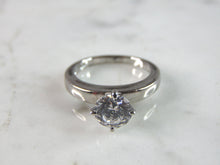 Load image into Gallery viewer, Womens Vintage Estate Sterling Silver Modernist CZ Ring 3.3g E2326