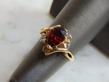 Load image into Gallery viewer, Womens Vintage Estate 10k Yellow Gold Garnet &amp; Diamond Ring 3.1g #E2361