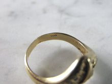 Load image into Gallery viewer, Womens Vintage Estate 14K Yellow Gold CZ Ring 3.6g E2425