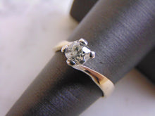 Load image into Gallery viewer, Womens Vintage Estate 18k White Gold Solitaire Diamond Ring 4.0g  E2487