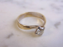 Load image into Gallery viewer, Womens Vintage Estate 18k White Gold Solitaire Diamond Ring 4.0g  E2487