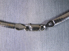Load image into Gallery viewer, Womens Vintage Estate 14K White &amp; Yellow Gold Reversible Necklace 13.6g E2511