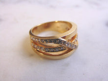 Load image into Gallery viewer, Women&#39;s Vintage Estate 14K Yellow Gold Diamond Ring 6.5g E2523