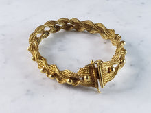 Load image into Gallery viewer, Womens Vintage Estate 18K Yellow Gold Mesh Bracelet 22.3g E2529