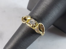 Load image into Gallery viewer, Womens Vintage Estate 14k Gold Diamond Ring 5.1g E2545
