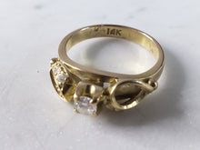 Load image into Gallery viewer, Womens Vintage Estate 14k Gold Diamond Ring 5.1g E2545