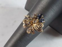 Load image into Gallery viewer, Womens Vintage Estate 14K Gold Diamond &amp; Sapphire Floral Ring 3.5g E2551
