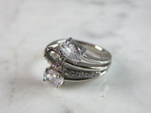 Load image into Gallery viewer, Womens Vintage Estate Sterling Silver Modernist CZ Ring 3.4g E2609