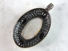 Load image into Gallery viewer, Womens Vintage Estate Sterling Silver M.O.P. Pendant 10.2g E2649