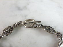 Load image into Gallery viewer, Womens Vintage Estate Sterling Silver Aztec Bracelet 13g E2674