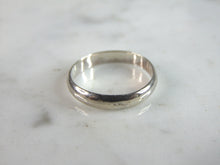 Load image into Gallery viewer, Womens Vintage Estate Sterling Silver Modernist Ring 1.3g E2677