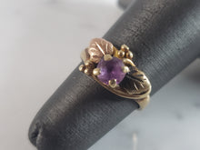 Load image into Gallery viewer, Womens Vintage Estate 10k Gold Amethyst Ring 2.7g E2728