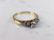 Load image into Gallery viewer, Womens Vintage Estate 14k Gold Diamond Ring 2.4g E2819