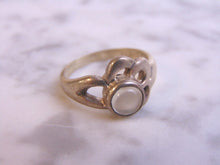 Load image into Gallery viewer, Womens Vintage Estate Sterling Silver Modernist Ring 3.7g E2853