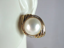 Load image into Gallery viewer, Womens Vintage Estate 14K Yellow Gold Diamond Pearl Earrings 10.4g E2983