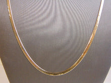 Load image into Gallery viewer, Womens Vintage Estate 14K Yellow Gold Herringbone 30" Necklace 12.8g E3007