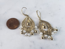 Load image into Gallery viewer, Womens Vintage Estate 14K Yellow Gold Dangle Earrings 5g E3179