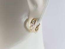 Load image into Gallery viewer, Womens Vintage Estate 14K Yellow Gold CZ Hoop Earrings, 2.2g E3187