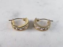 Load image into Gallery viewer, Womens Vintage Estate 14K Yellow Gold CZ Hoop Earrings, 2.2g E3187