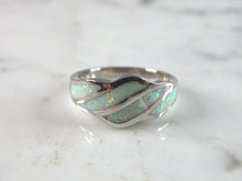 Load image into Gallery viewer, Womens Sterling Silver Modernist Opal Ring 4.1g E3197